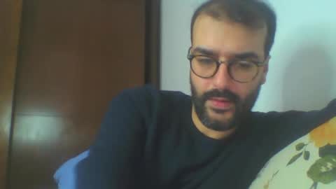 Snapshot of mohamed44j chatting on 02-20-25, 02:46 Hannibal online show from 02-20-25, 02:46