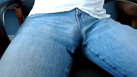 Snapshot of mohotr chatting on 11-14-25, 11:02 mohotr online show from 11-14-25, 11:02