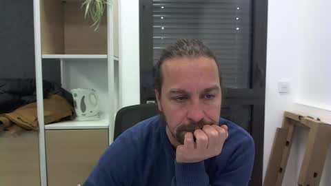 Julien online show from 01-30-25, 12:06