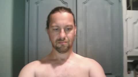 Julien online show from 05-30-26, 02:03