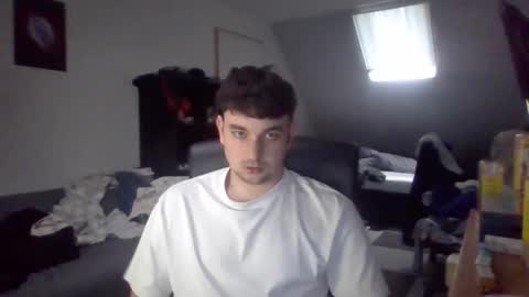 moistbreadstick online show from 05-07-26, 04:01