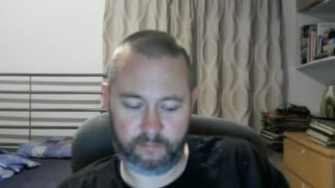 Snapshot of moistfalafel chatting on 06-17-26, 11:05 Jode online show from 06-17-26, 11:05