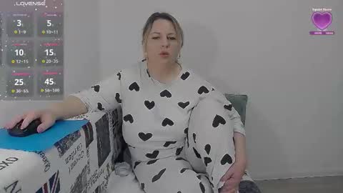 erika online show from 04-04-26, 07:17