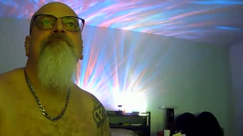 mojoe420 online show from 11-09-25, 04:22