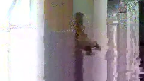 Snapshot of mojoflow39 chatting on 05-27-26, 10:45 Fr online show from 05-27-26, 10:45