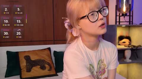 moliqin online show from 06-05-26, 07:36