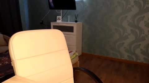 Snapshot of molli_and_tom chatting on 03-24-26, 03:28 Bitcoin 1P8NuZxsaNsQTx7wJJJ7Ao1mic4nvJPVLC online show from 03-24-26, 03:28