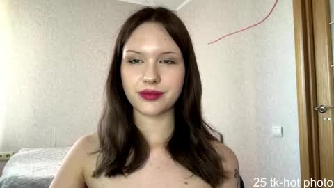 Snapshot of mollieadamek chatting on 05-17-26, 12:12 Lisa online show from 05-17-26, 12:12