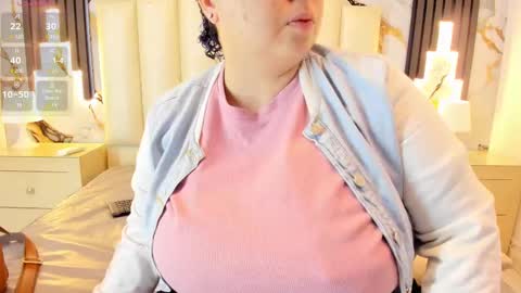 Hey Guys  Im Mollie online show from 02-16-25, 12:10