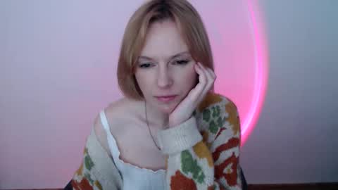 Snapshot of mollilove chatting on 05-29-26, 07:28 mollilove online show from 05-29-26, 07:28