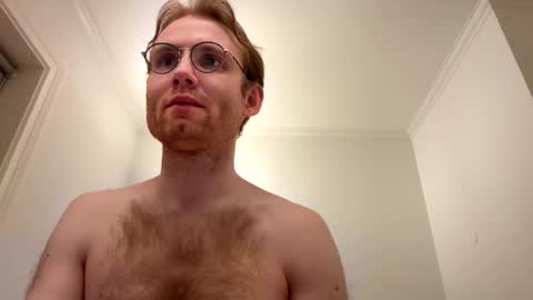 Snapshot of molliter chatting on 05-15-26, 12:39 molliter online show from 05-15-26, 12:39