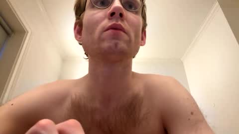 Snapshot of molliter chatting on 06-03-26, 12:46 molliter online show from 06-03-26, 12:46