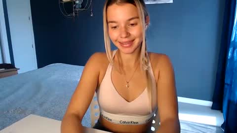 Molly online show from 01-13-25, 12:45