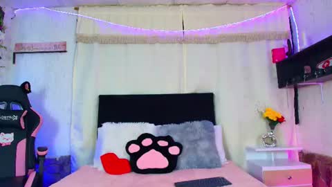 Molly Bick online show from 06-20-26, 11:40