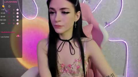 Snapshot of molly_crystall chatting on 07-26-26, 02:31 Molly - online show from 07-26-26, 02:31