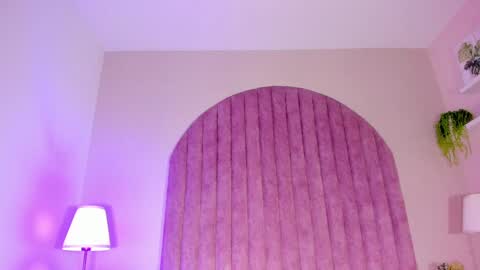 Snapshot of molly_jackson chatting on 01-28-25, 03:25 Molly Jackson online show from 01-28-25, 03:25