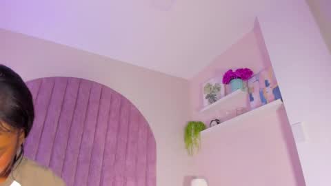 Snapshot of molly_jackson chatting on 01-28-25, 06:28 Molly Jackson online show from 01-28-25, 06:28