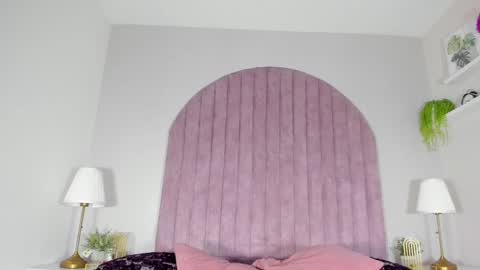 Snapshot of molly_jackson chatting on 01-30-25, 12:27 Molly Jackson online show from 01-30-25, 12:27