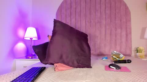 Snapshot of molly_jackson chatting on 01-30-25, 03:29 Molly Jackson online show from 01-30-25, 03:29