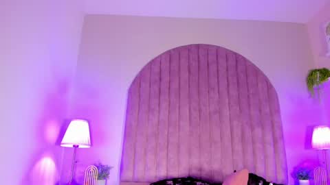 Snapshot of molly_jackson chatting on 02-10-25, 02:59 Molly Jackson online show from 02-10-25, 02:59