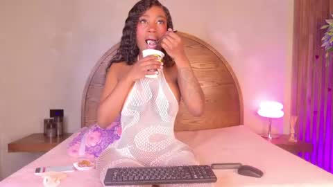 Molly Jackson online show from 07-06-26, 10:45