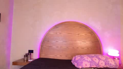 Molly Jackson online show from 07-12-26, 06:54