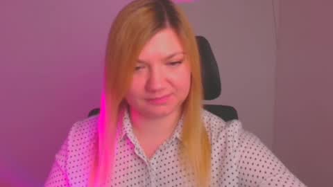 Molly online show from 02-03-25, 03:17