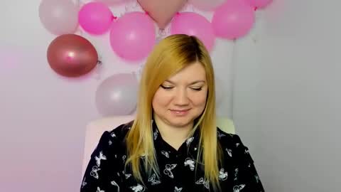 Molly online show from 02-25-25, 12:55