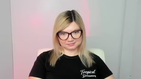 Molly online show from 09-23-25, 06:05