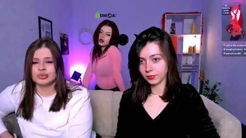 Snapshot of molly_mouse_ chatting on 03-06-26, 09:00 Molly online show from 03-06-26, 09:00