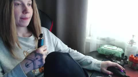 I have new photos come and see with love Molly online show from 09-26-25, 10:19