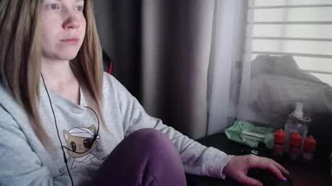 I have new photos come and see with love Molly online show from 11-17-25, 09:37