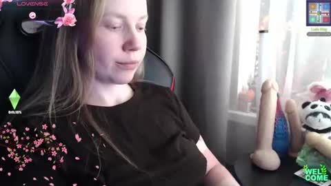 I have new photos come and see with love Molly online show from 06-15-26, 06:59
