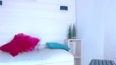 Molly Spears online show from 01-10-25, 11:43