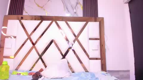Snapshot of molly_sweetee chatting on 07-12-26, 01:40 Yuli online show from 07-12-26, 01:40