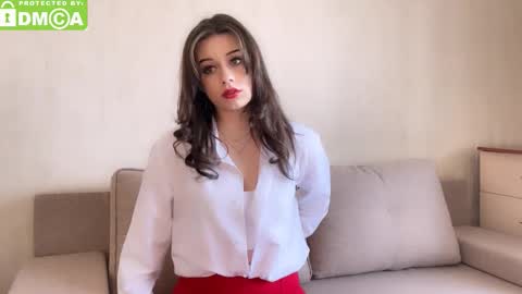 Molly online show from 03-18-26, 01:25