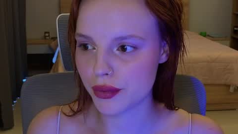 Molly online show from 04-11-26, 12:37
