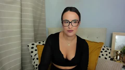 Snapshot of mollycrazy chatting on 07-19-26, 04:27 MollyCrazy online show from 07-19-26, 04:27