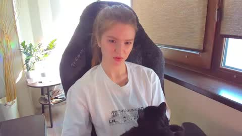 Taisha online show from 05-06-26, 06:41