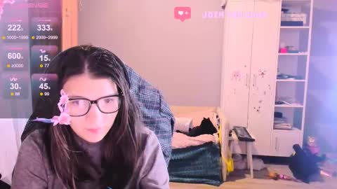  KIRA  online show from 11-20-25, 02:34