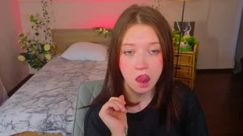 Molly online show from 03-28-26, 10:26