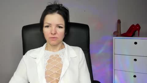 Snapshot of mollymoon40 chatting on 01-14-26, 07:47 Molly online show from 01-14-26, 07:47