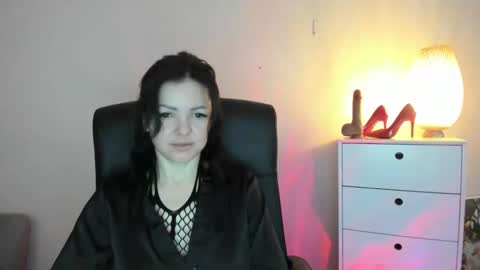 Snapshot of mollymoon40 chatting on 01-15-26, 07:46 Molly online show from 01-15-26, 07:46