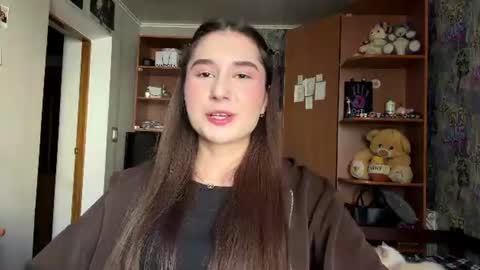 Molly online show from 06-15-26, 06:26