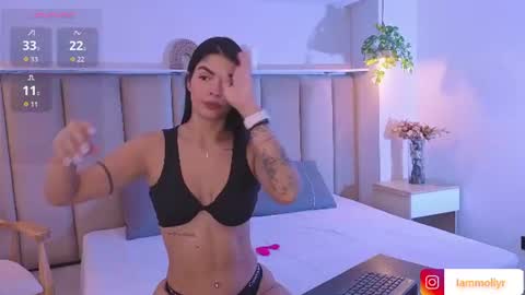 Snapshot of mollyrosse1 chatting on 08-02-26, 01:20 mollyrosse1 online show from 08-02-26, 01:20
