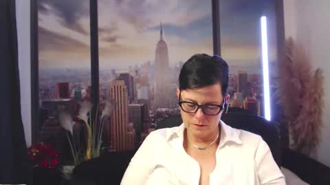 MollySun Nina Randmann online show from 09-18-25, 06:54