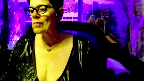 MollySun Nina Randmann online show from 06-17-26, 06:42