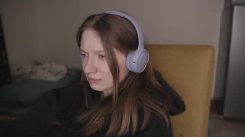 Snapshot of mollytucker chatting on 12-19-24, 05:08 mollytucker online show from 12-19-24, 05:08