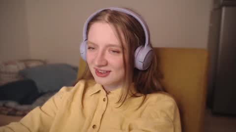 Snapshot of mollytucker chatting on 12-20-24, 02:16 mollytucker online show from 12-20-24, 02:16