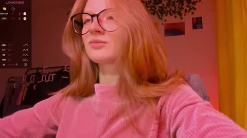 Snapshot of mollytucker chatting on 12-02-25, 03:51 mollytucker online show from 12-02-25, 03:51